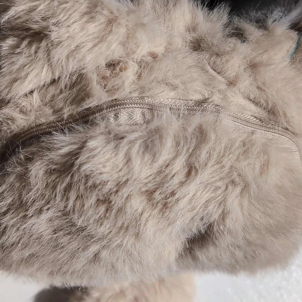 😍New Collectible Plush Liila Marshmallow Bunny Bag - Picture 6 of 11